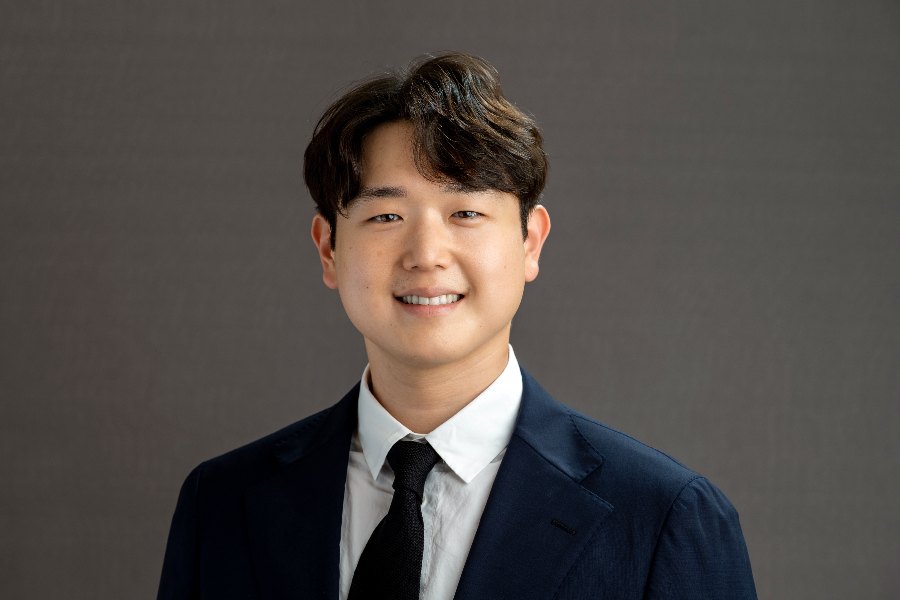 Kyungho Lee